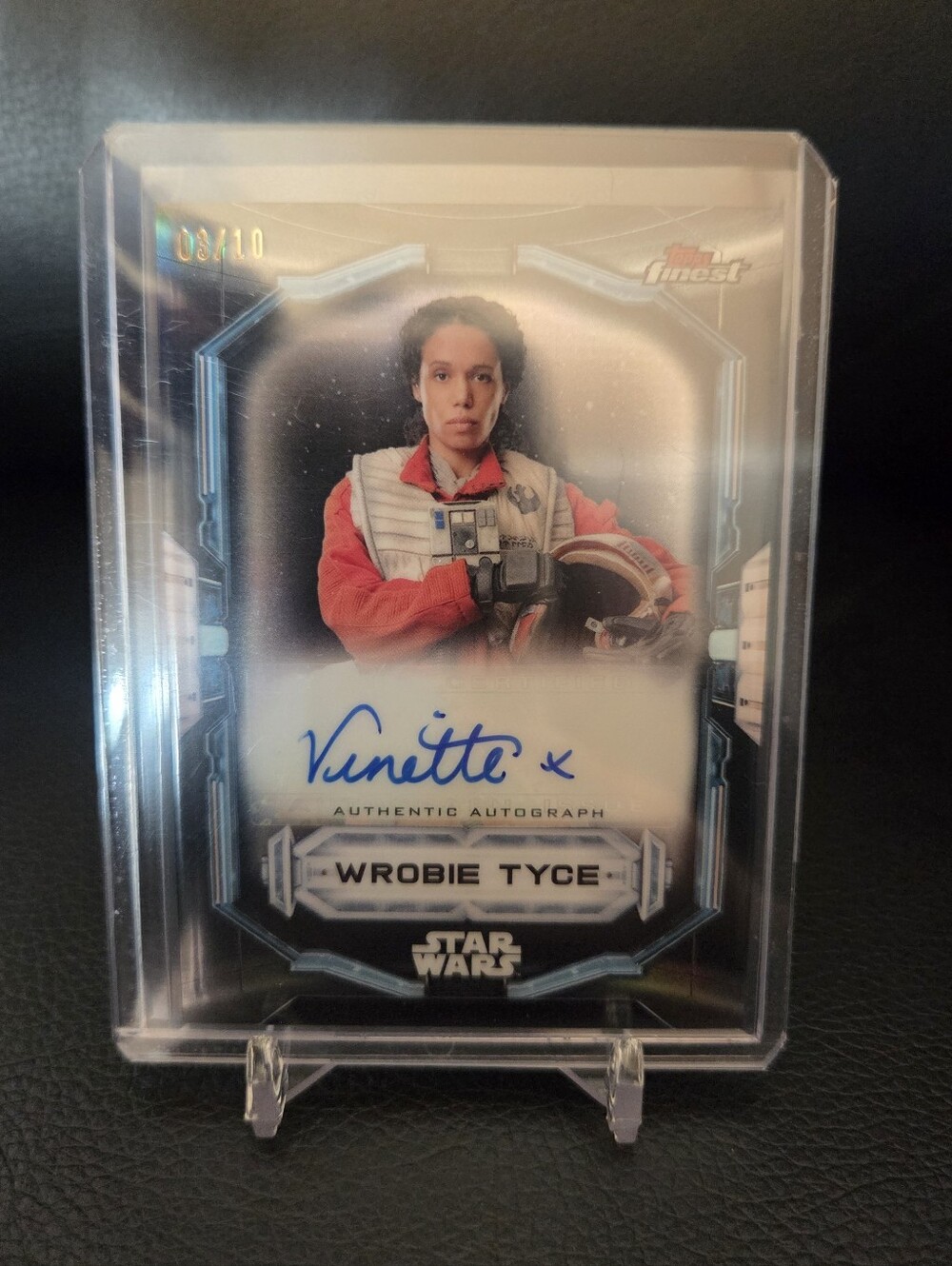 Topps Finest Star Wars Vinette Robinson as Wrobie Tyce Holo Autograph Card #3/10